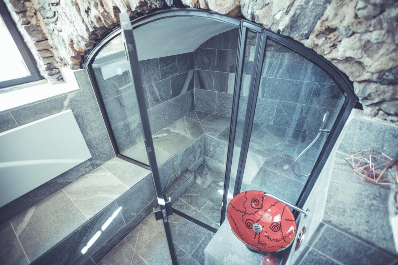 Albergo Porta Verzasca Gordola Exterior photo