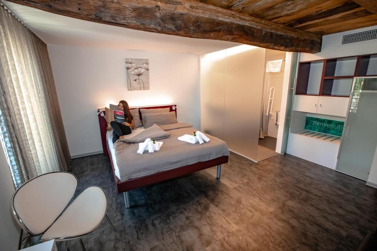 Albergo Porta Verzasca Gordola Exterior photo